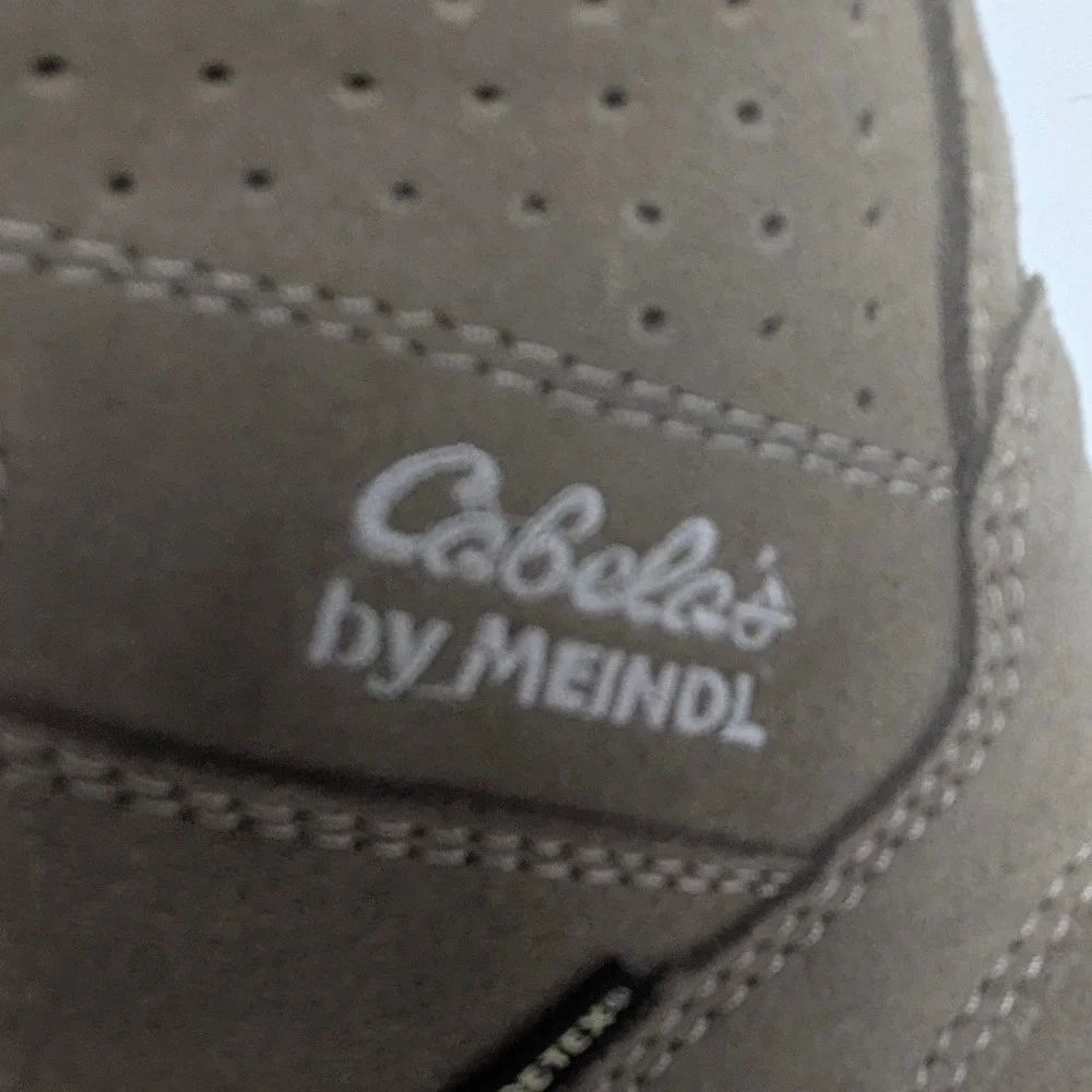 Womens Cabelas by Meindl GoreTex Thinsulate Vibram Hunting Boots Brown 8.5 Gorp